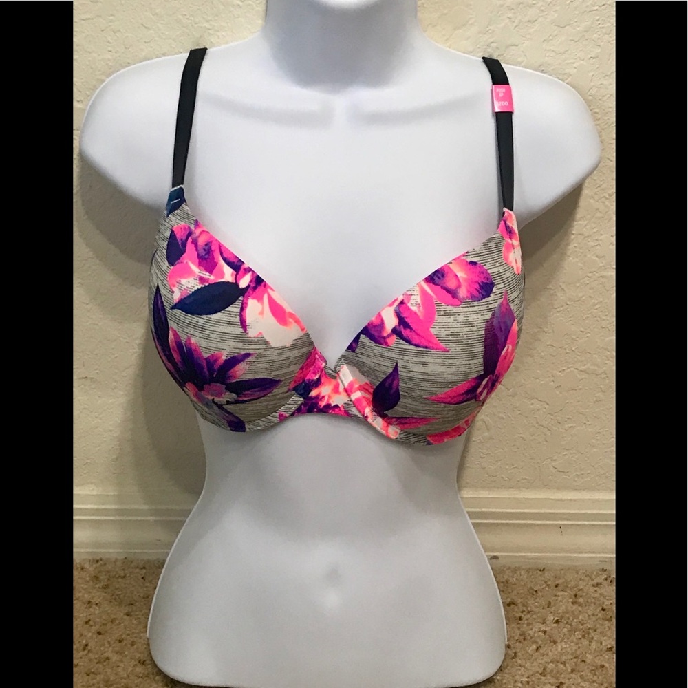 Victoria Secret  Pink wear everywhere bra !
